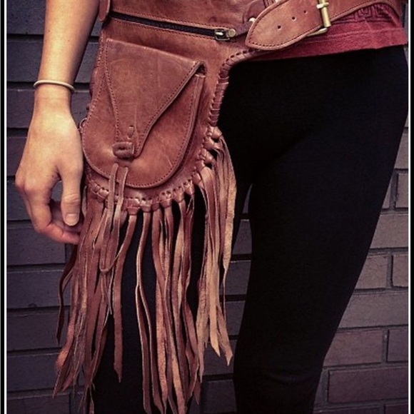 Handbags - Hand-crafted Leather Fringed Adjustable Hip Belt-
Bumbag (unisex)